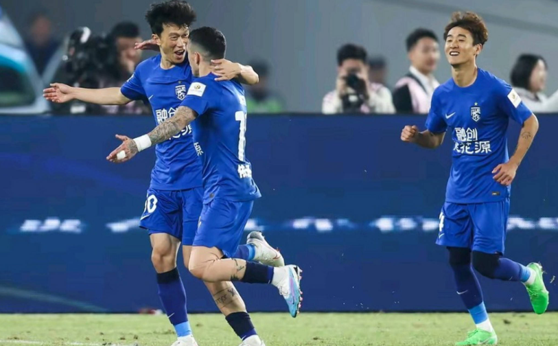 2023赛季中国超级联赛第25轮：武汉三镇2-0沧州雄狮